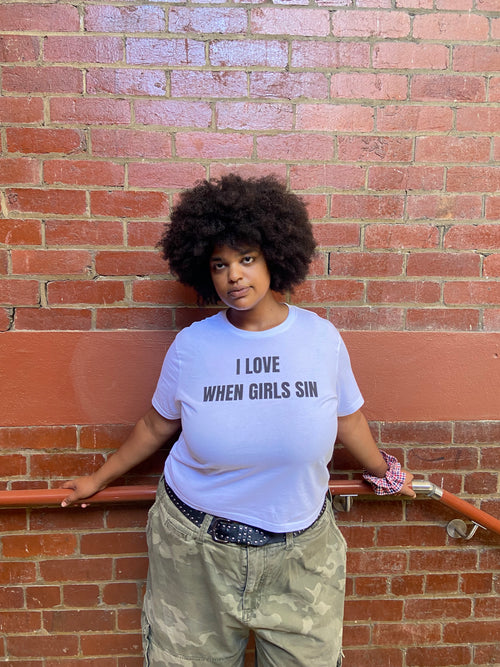 I LOVE WHEN GIRLS SIN